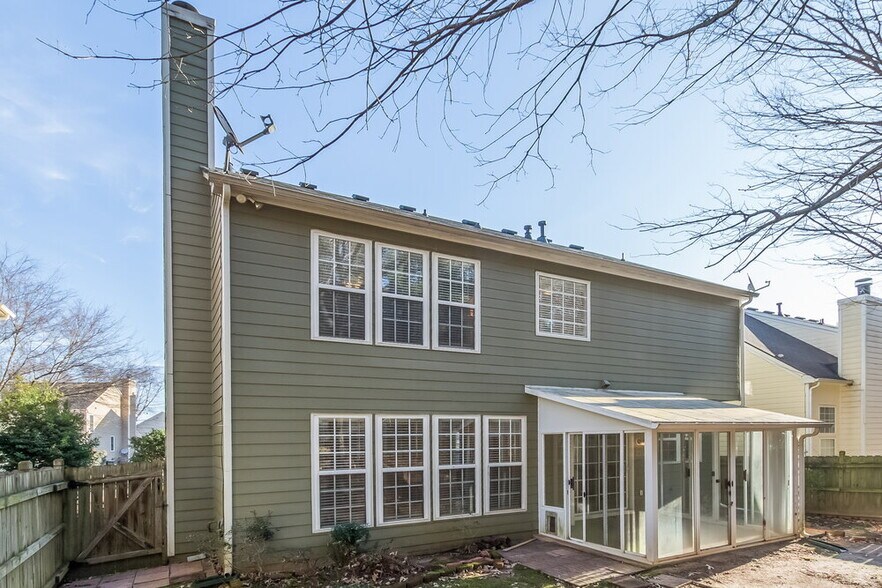 Building Photo - 6365 Whirlaway Dr