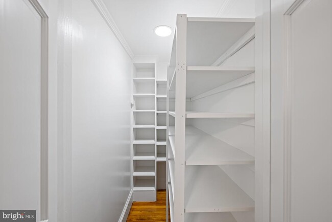 Building Photo - 1423 34th St NW