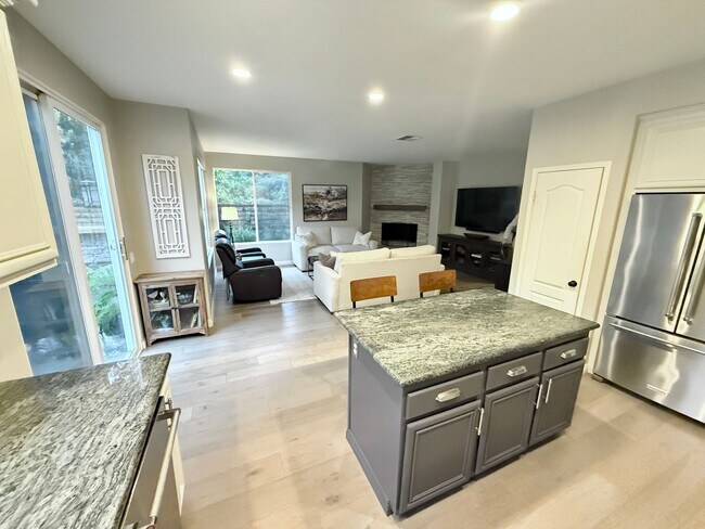 Building Photo - Spacious 4-Bedroom Home with Solar and Luxury Amenities in Northpark!