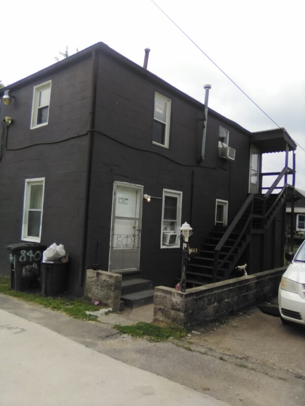 643 1/2 Adams Ave 643 1/2 Adams Ave Huntington WV 25701 Apartment