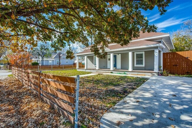 Building Photo - 5201 Eastside Ave