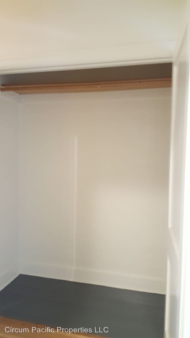 Building Photo - 2763 NW Thurman St