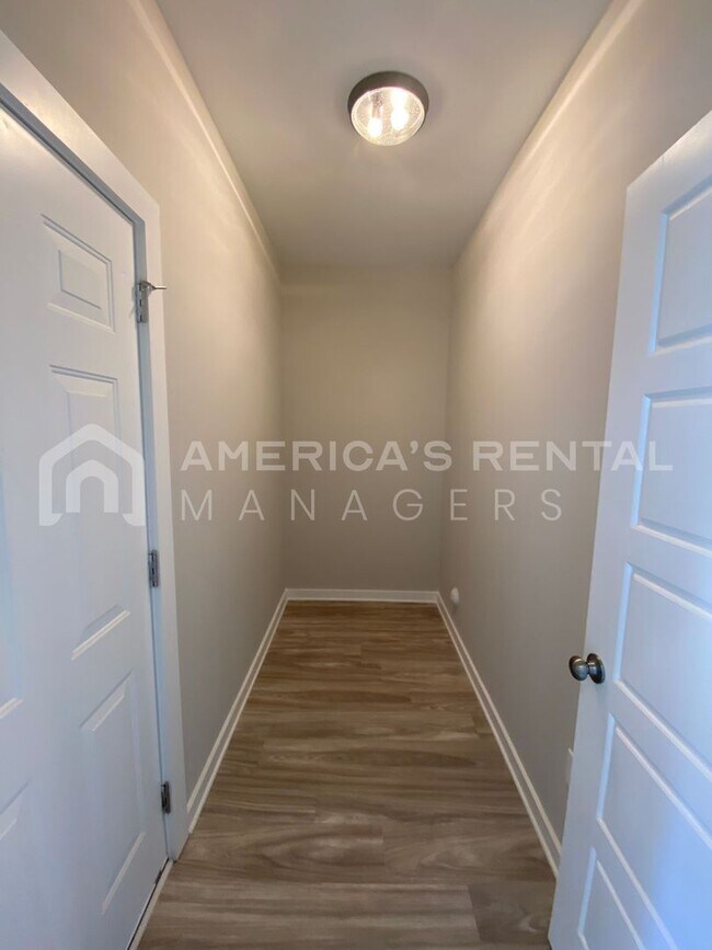 Building Photo - Home for Rent in Calera, AL!!! AVAILABLE NOW!  Deposit Pending!