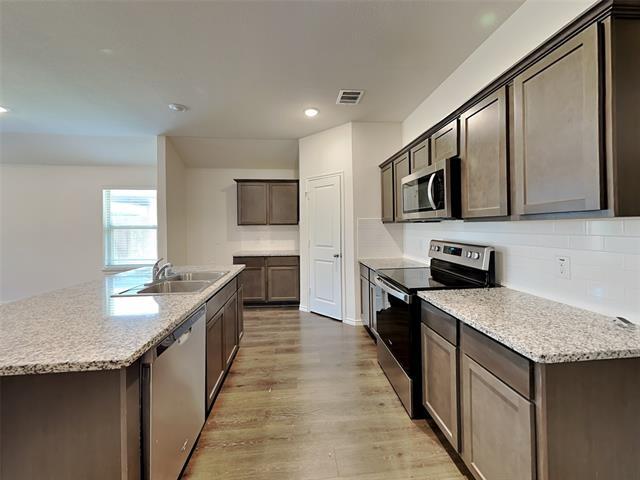 Building Photo - 2909 Menguita St
