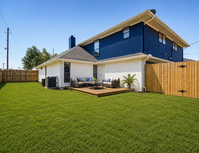 Building Photo - 13345/13347 Fall Manor Dr