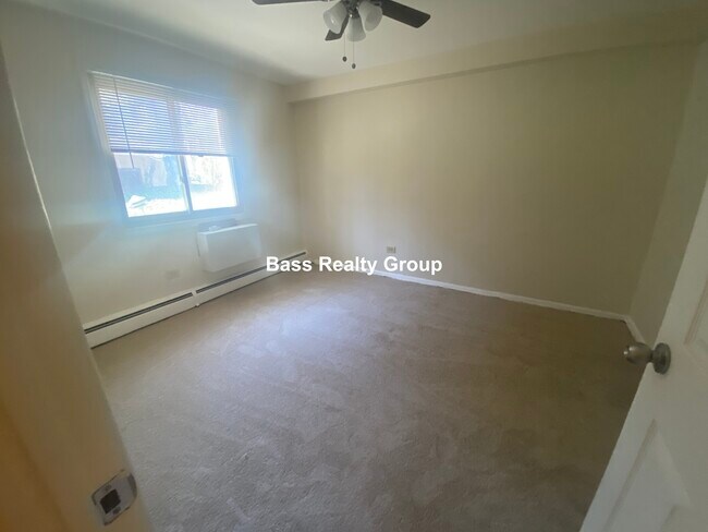 Building Photo - 810 Seward St