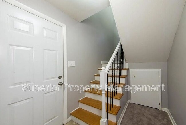 Building Photo - 7412 Willshire Blvd