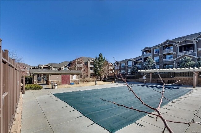 Building Photo - Maintenance Free Englewood Condo