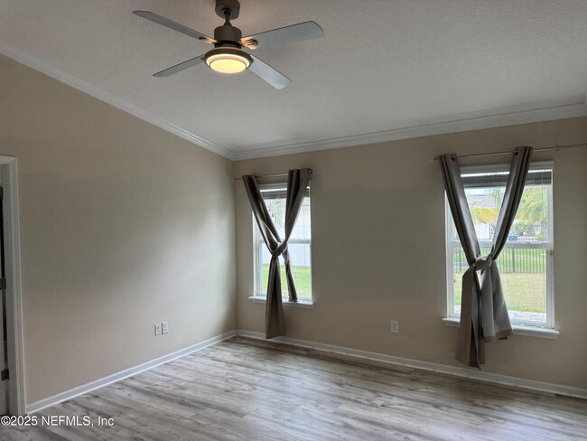 Building Photo - 96 Midway Park Dr