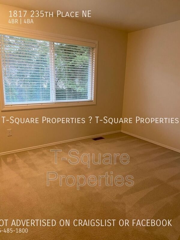 Building Photo - 1817 235th Pl NE