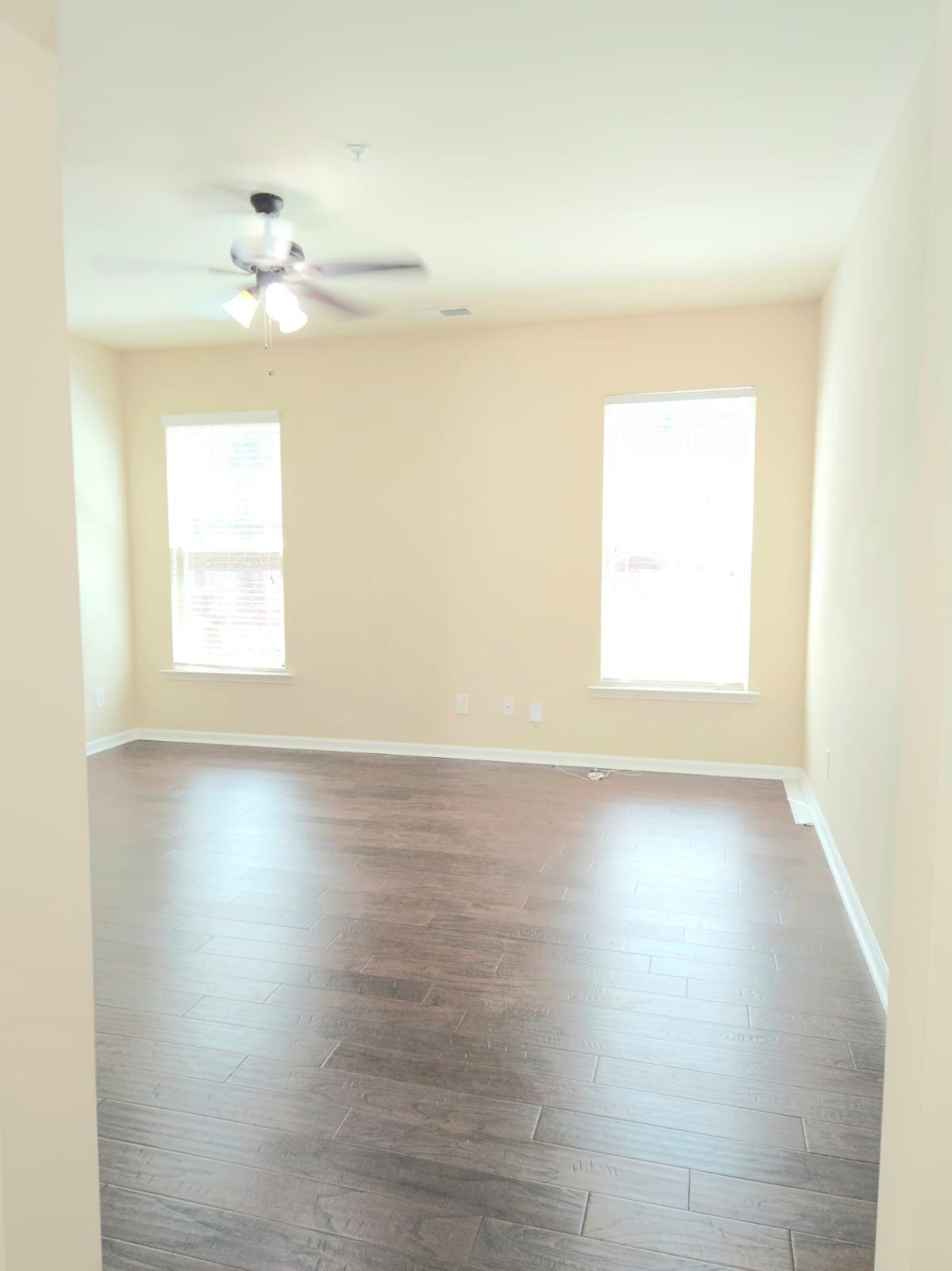 Building Photo - 3524 Castleberry Village Cir