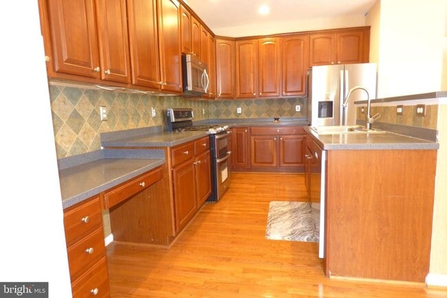 Building Photo - 44286 Acushnet Terrace