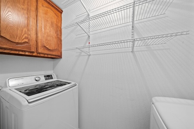 Building Photo - 3601 Carmel Mountain Dr