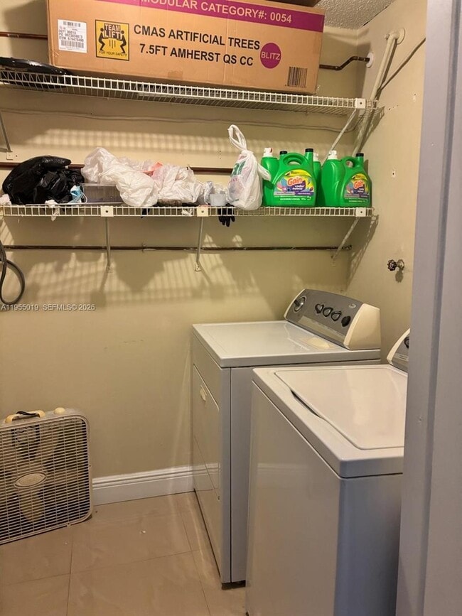 Building Photo - 4737 NW 5th Ave