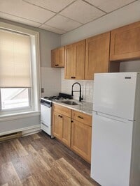 Building Photo - 962 Hamilton St