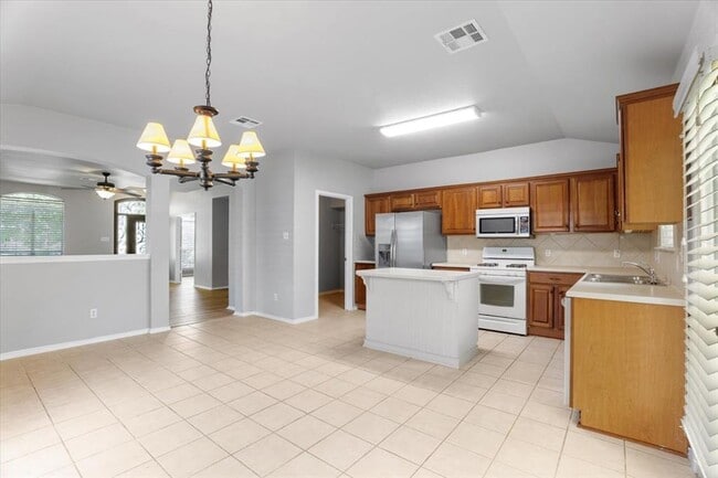 Building Photo - 2539 Pearson Way