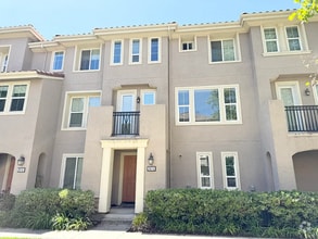Building Photo - 207 Heligan Ln