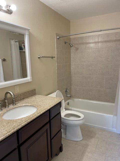 Building Photo - 3833 Rebecca Ln