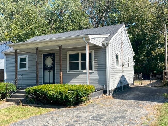 Building Photo - 307 N 36th St