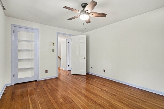 Building Photo - 6951 Copperglow Ct