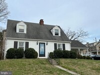 Building Photo - 650 Linden Cir