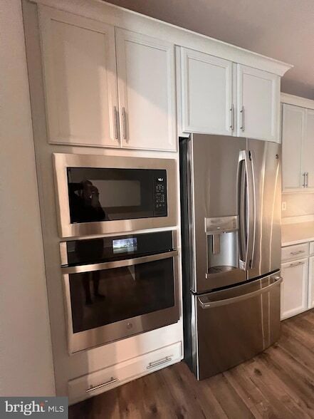 Building Photo - 44625 Wolfhound Sq