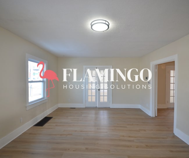 Building Photo - 1143 Vernon Dr