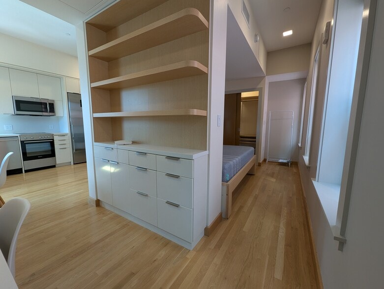 Building Photo - 116 Mount Auburn St
