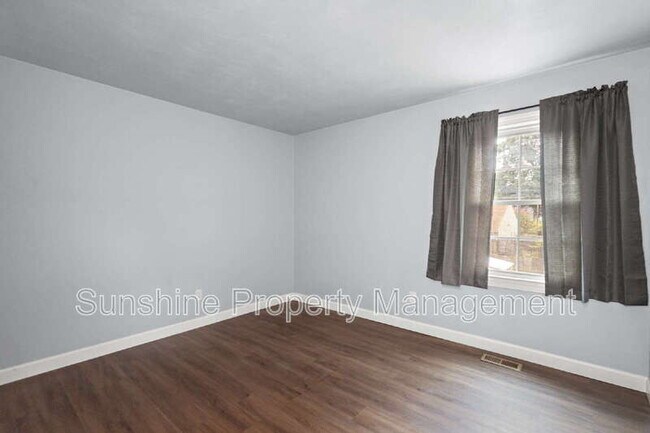 Building Photo - 3599 Marvell Rd