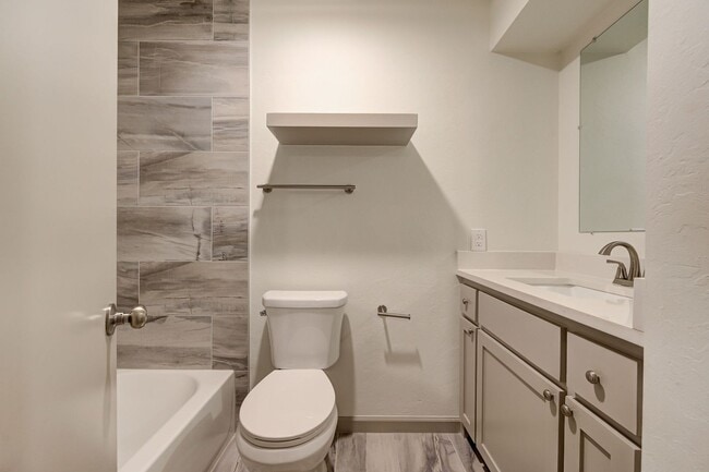 Building Photo - Beautiful 3 Bed 2 Bath in the Heart of Moore!