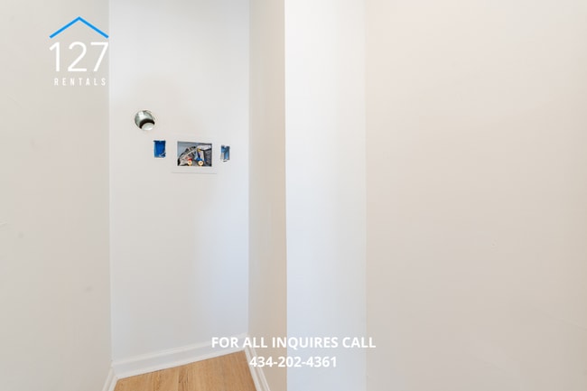 Building Photo - Charming Renovated 1-Bedroom Apartment in Madison Heights!