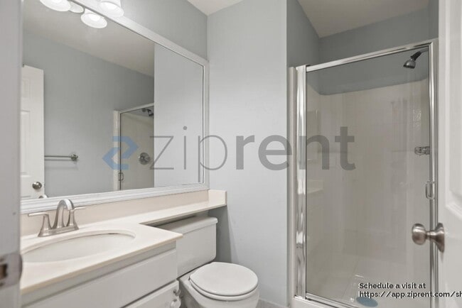 Building Photo - 6344 Holly Gillingham Ln