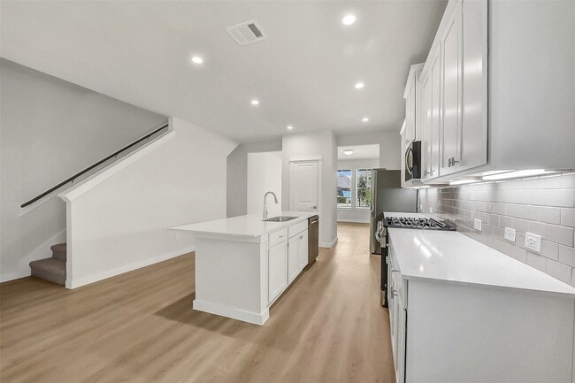 Building Photo - 8435 Red Shiner Wy
