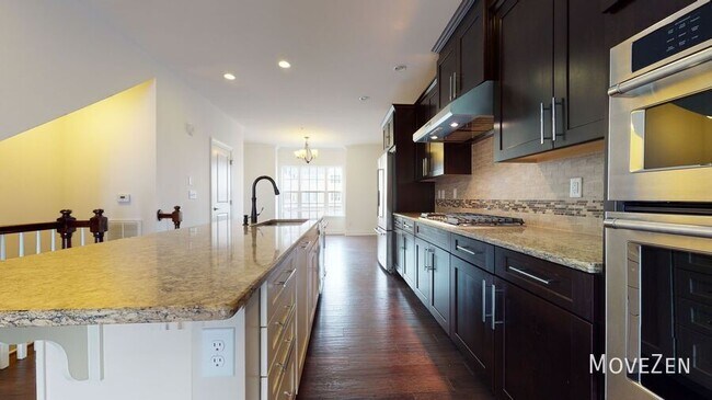 Building Photo - 10420 Sablewood Dr