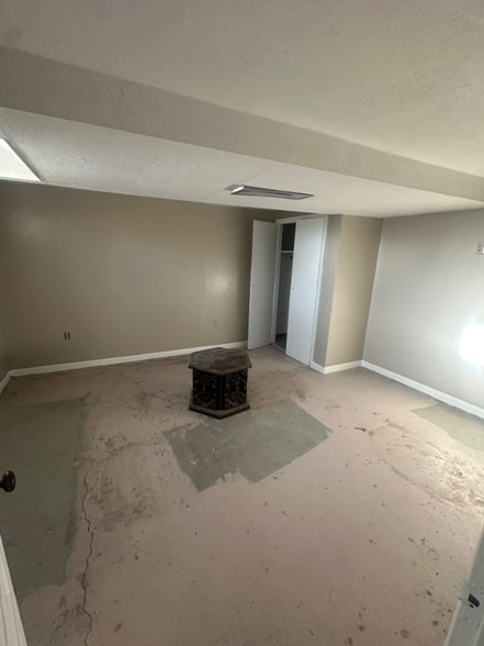 Building Photo - 822 2nd Ave SE