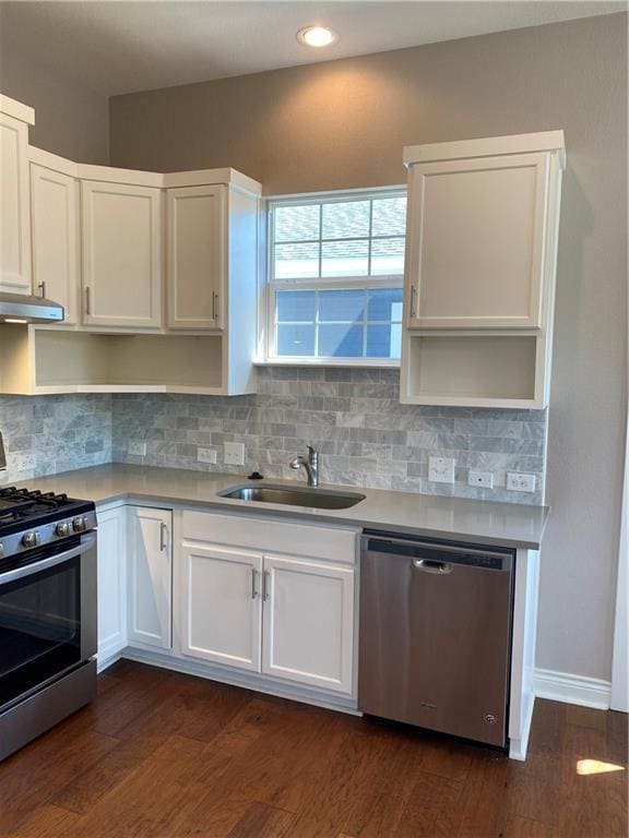 Building Photo - 606 W 1st St