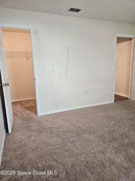 Building Photo - 1736 Vista Lake Cir