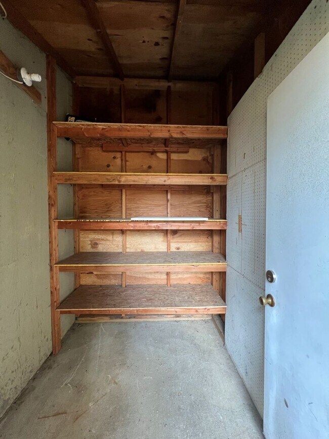 Building Photo - SFH 119 - Francis Duplex