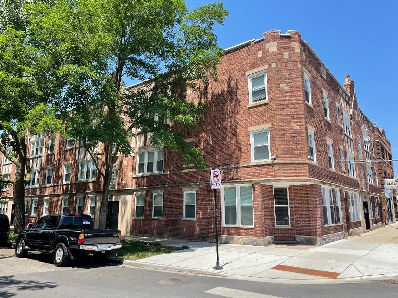 Building Photo - 5202 W Parker Ave