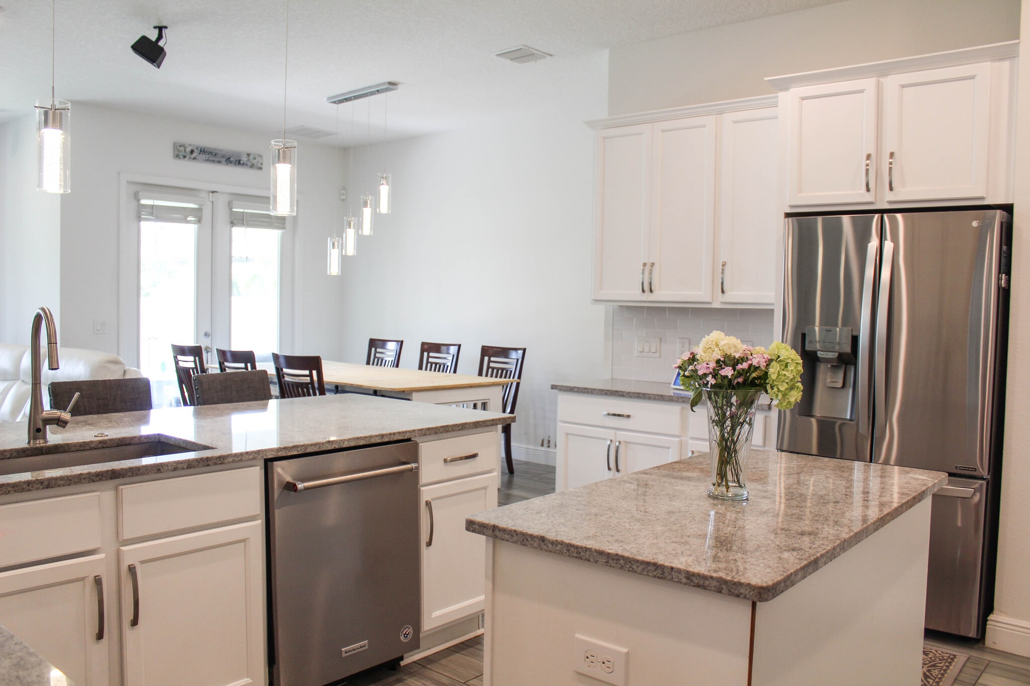 Kitchen Island - 2019 Soaring Oak Way