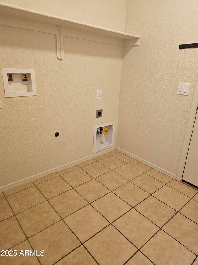 Building Photo - 4451 Big Bend St