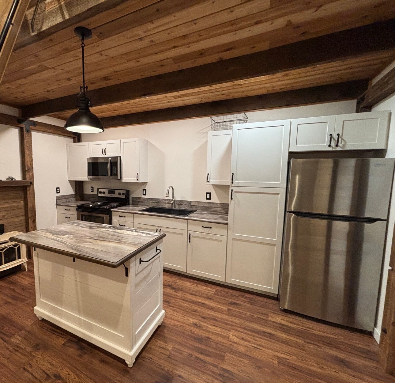 Building Photo - 11573 Ridge Rim Trl SE