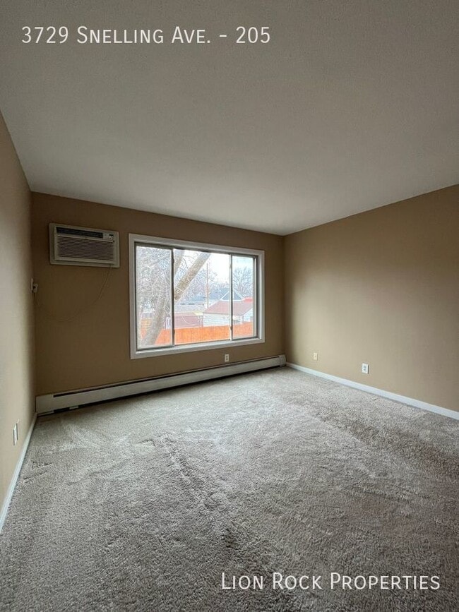 Building Photo - 3729 Snelling Ave
