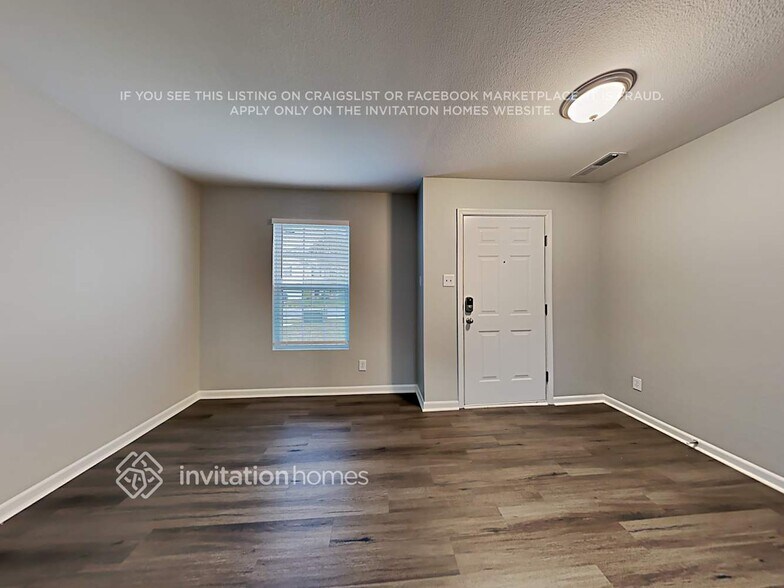 Building Photo - 1722 Bray Dr