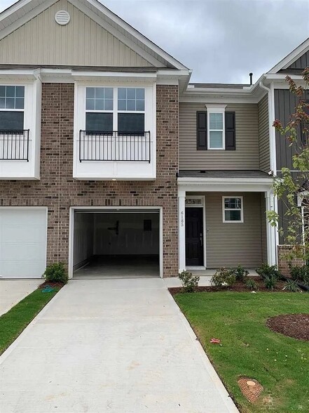 Building Photo - 6185 Beale Loop