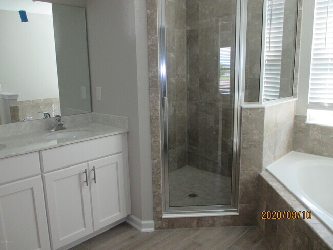 Building Photo - 3808 Great Falls Loop