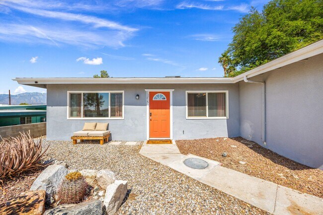 Building Photo - 13215 Deodar Ave
