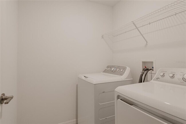 Building Photo - 14302 Editors Note St