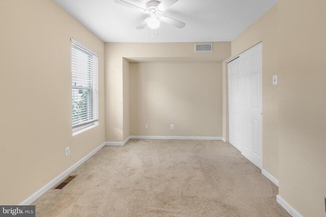 Building Photo - 909 N 19th St