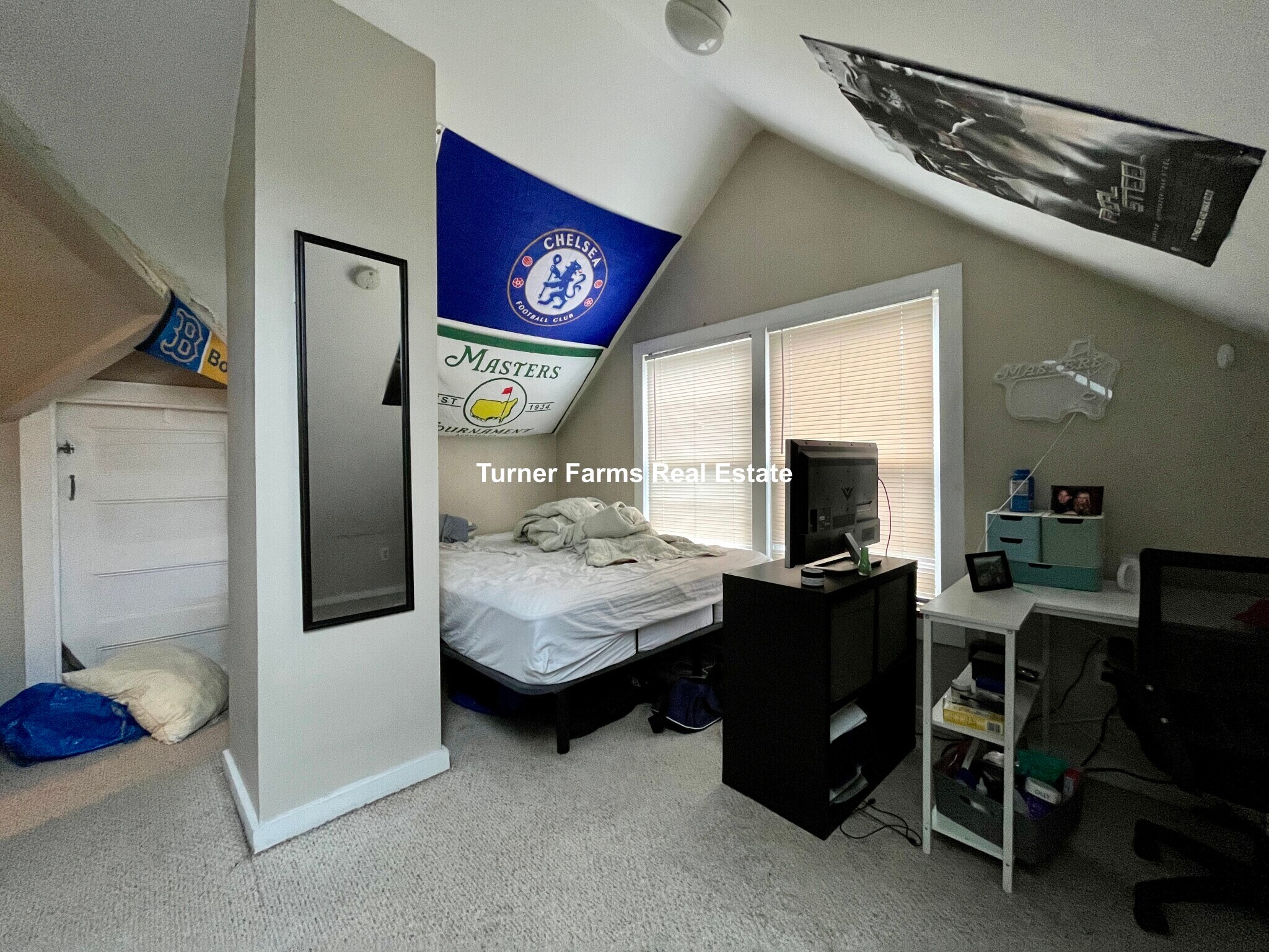 Building Photo - 124 Calumet St